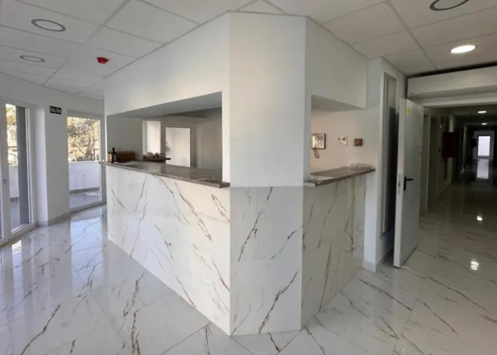 Nogalera 2* Τορρεμολίνος